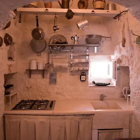 Il Trullo Di Ben * Locorotondo